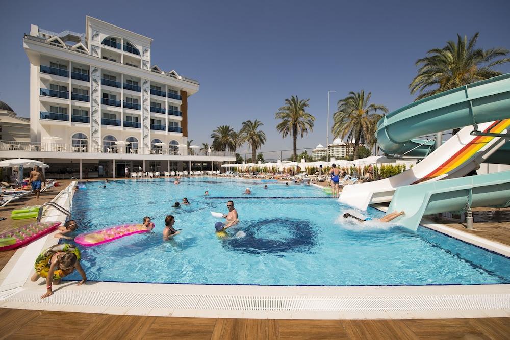 Palm World Side Resort & Spa Exterior photo