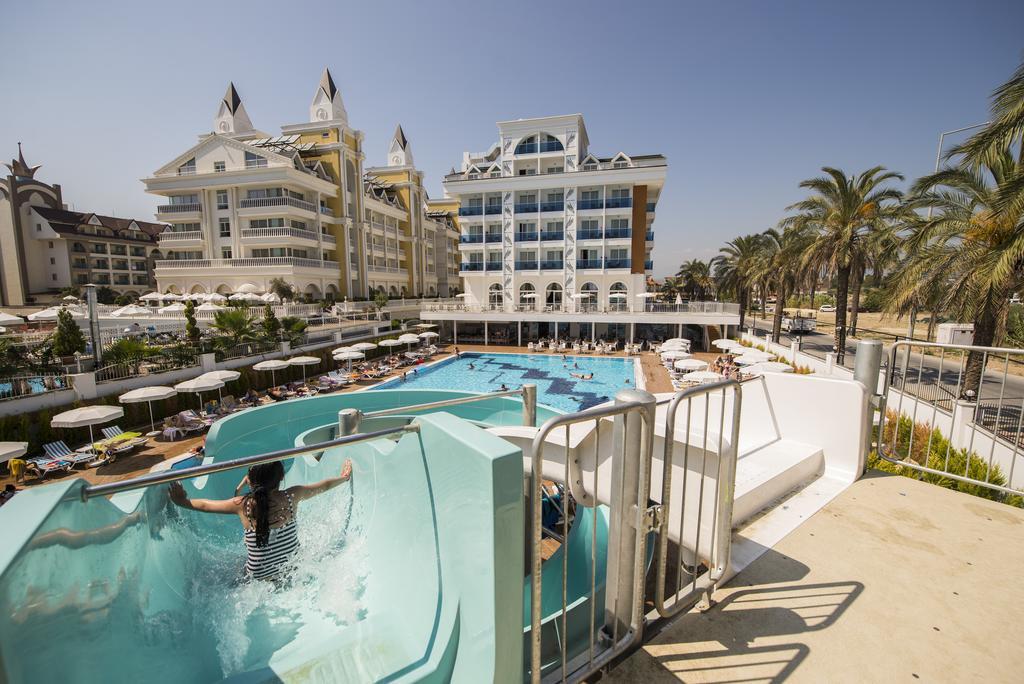 Palm World Side Resort & Spa Exterior photo