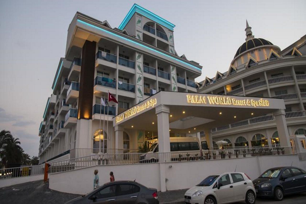 Palm World Side Resort & Spa Exterior photo